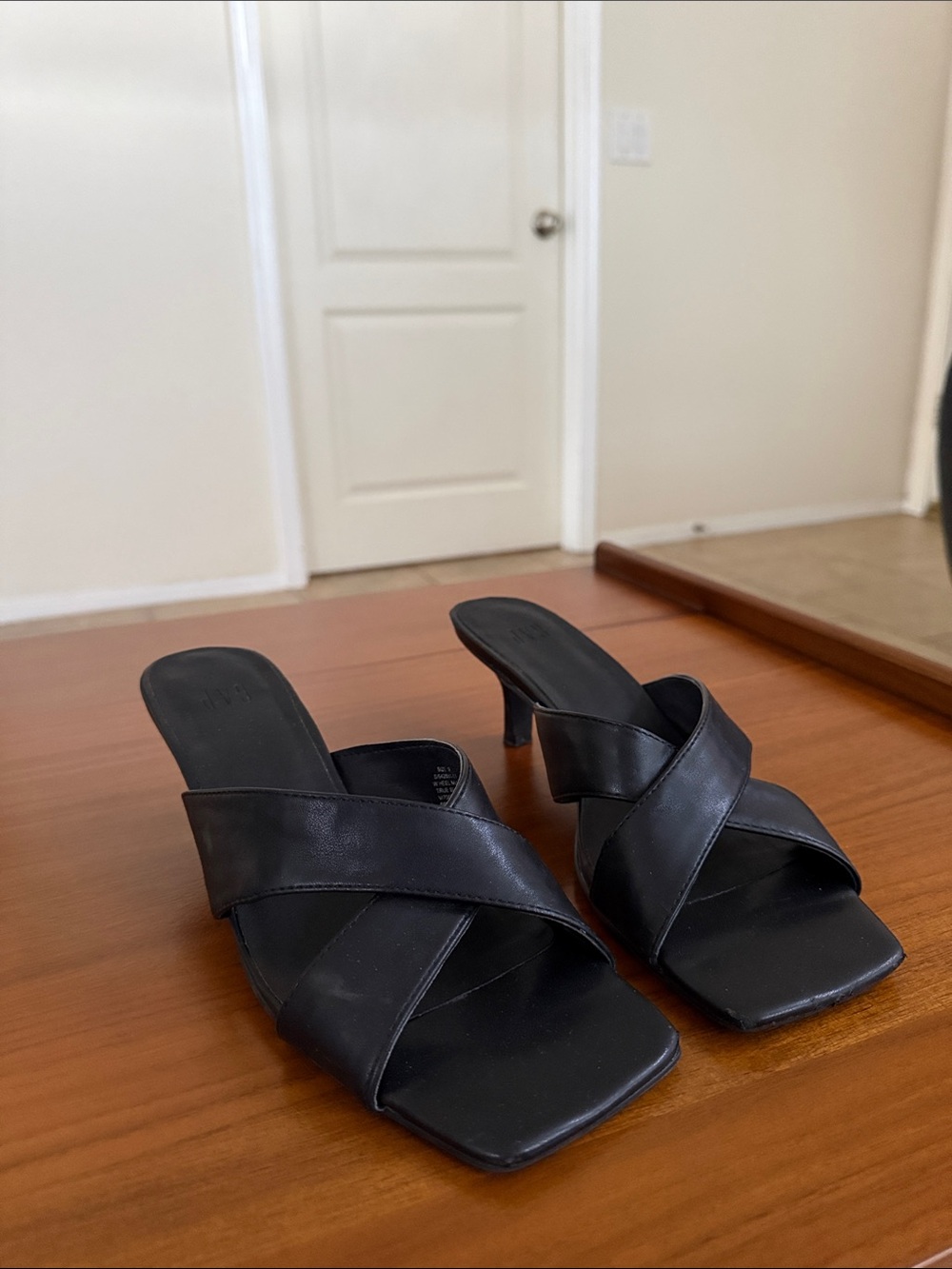 GAP Cross Strap Kitten Heel Mule